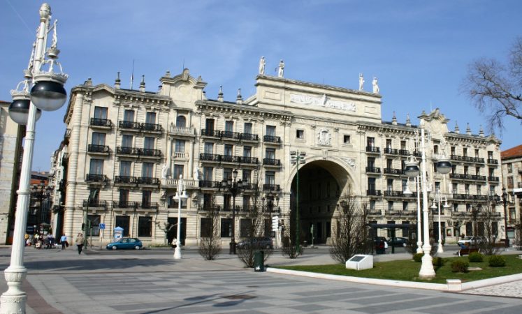 Banco de Santander de la Ciudad de Santander, Cantabria.
